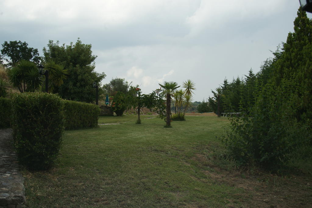L'Anticocasale Pension Altomonte Buitenkant foto