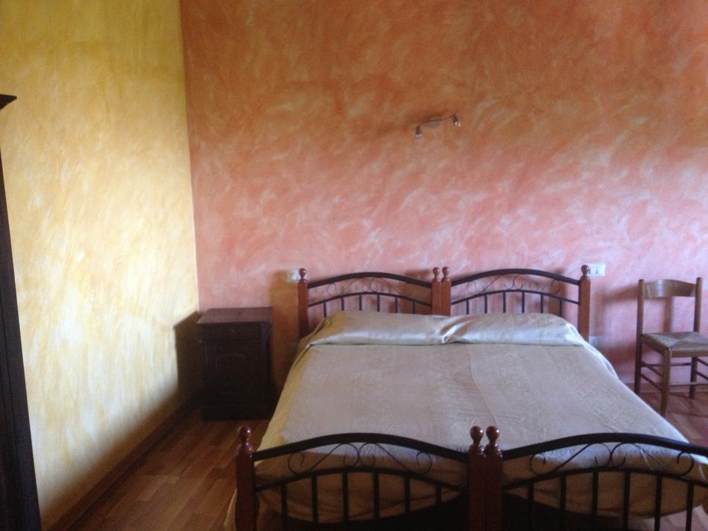 L'Anticocasale Pension Altomonte Kamer foto